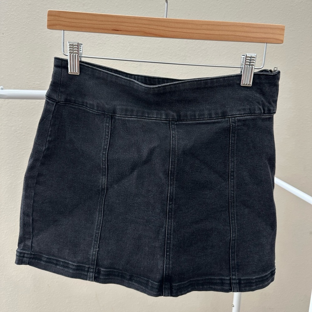 Forever 21 Jean Mini Skirt in Black